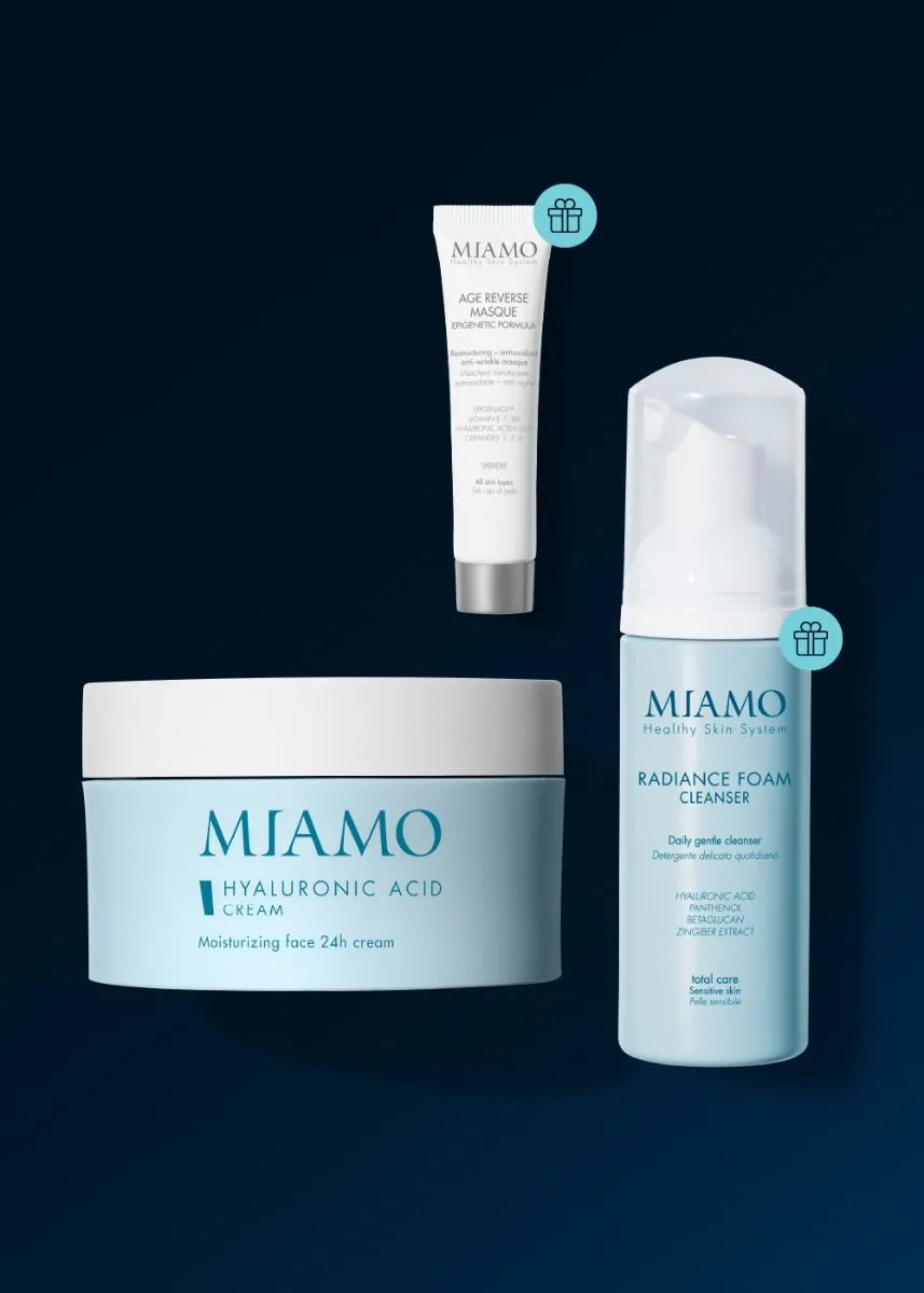 Miamo Cofanetto Xmas 2023 - Hyaluronic Acid Cream RADIANCE FOAM CLEANSER 50 ml - HYALURONIC ACID CREAM 50 ml - AGE REVERSE MASQUE 10 ml