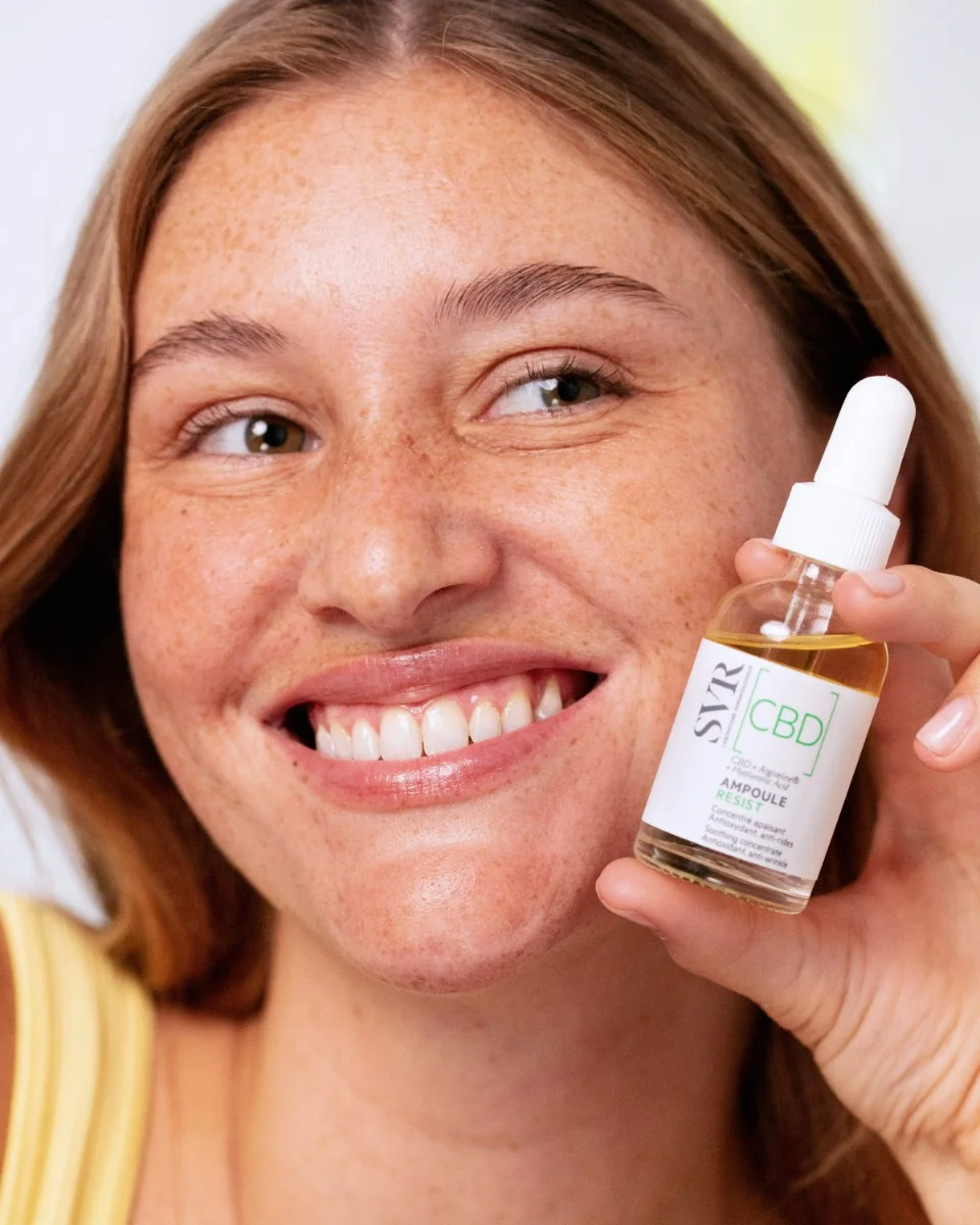 Ampoule Cbd 30 Ml Lenitivo, antiossidante e antirughe