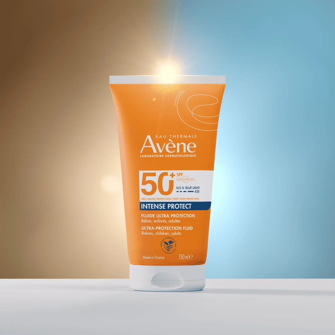 Eau Thermale Avène Intense Protect SPF 50+ Fluido Ultra Protezione 150 ml Protezione Molto Alta