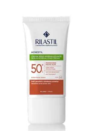 Rilastil Sun System Acnestil Crema SPF50+ 40 ml Crema Solare con Azione Sebo-Normalizzante