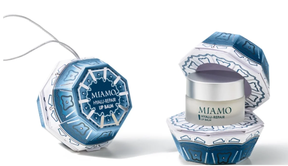 Miamo Cofanetto Love Box Hyalu-Repair Lip Balm Ad Azione Volumizzante, Idratante e Antiossidante
