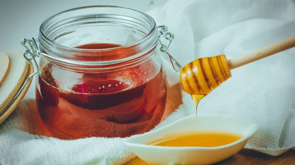 Cos’è e a cosa serve il miele di Manuka?