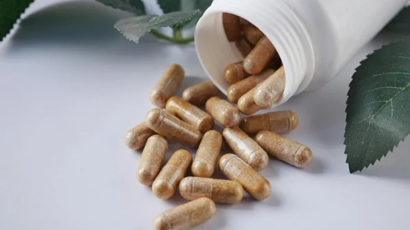 Integratori Caffeina: Cosa fanno al corpo e quale dosaggio seguire?