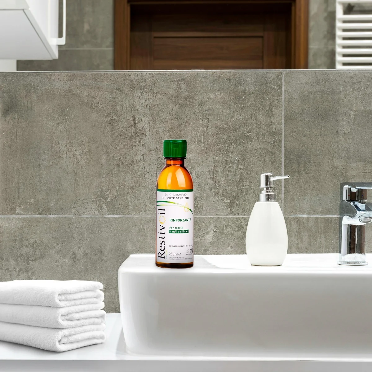 Restivoil Activ Plus 250 ml Shampoo