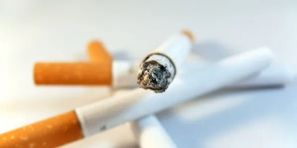 Smettere di fumare: meglio di colpo o in maniera graduale?