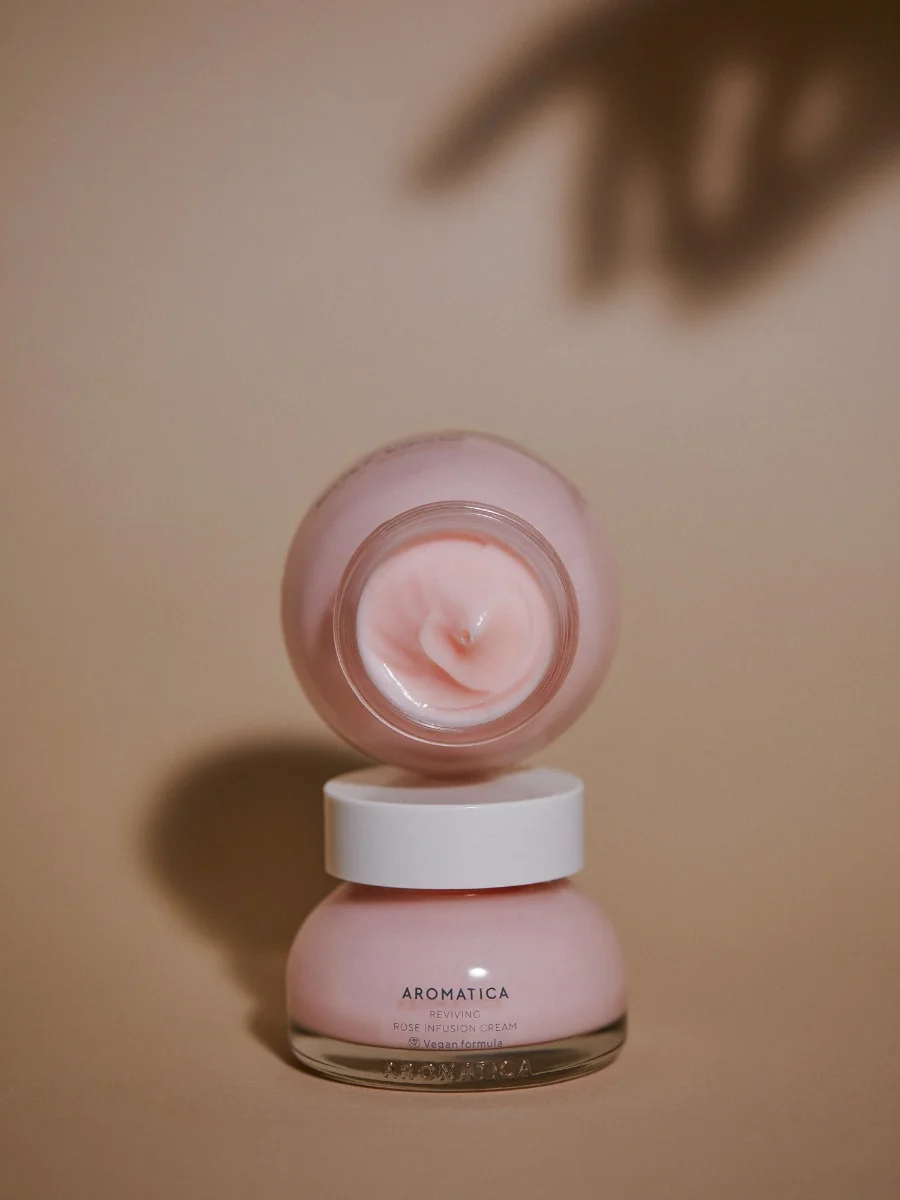 Reviving Rose Infusion Cream Crema idratante liftante