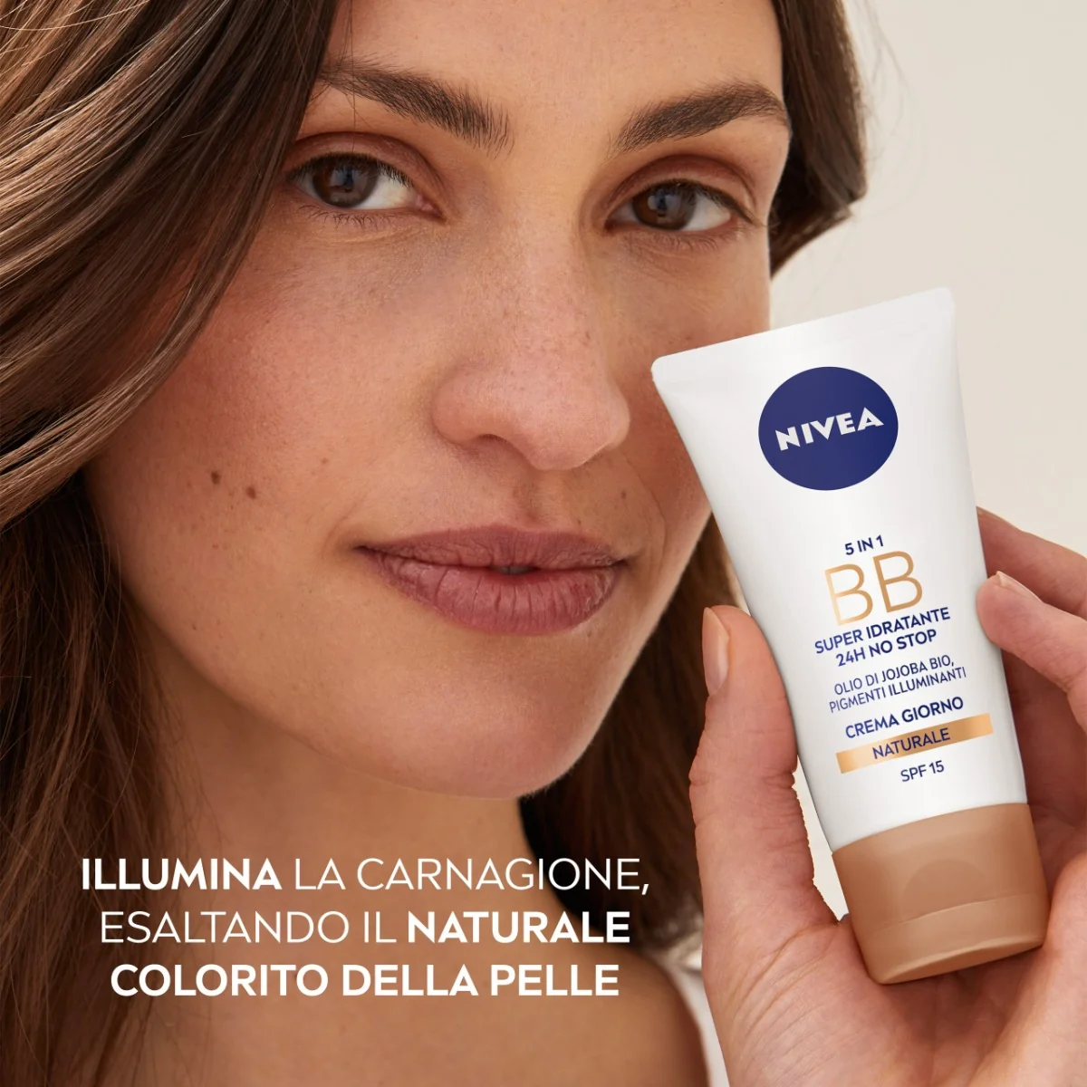 Nivea Essentials BB Idratante Uniformante SPF 15 Naturale Illuminante e Uniformante