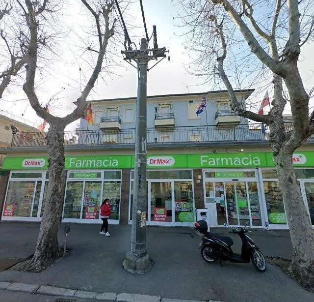 Farmacia Dr. Max Rimini Regina, Viale Regina Elena 255