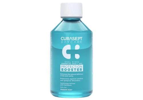 Curasept Daycare Collutorio Protection Booster Frozen Mint 250 Ml Azione Igienizzante