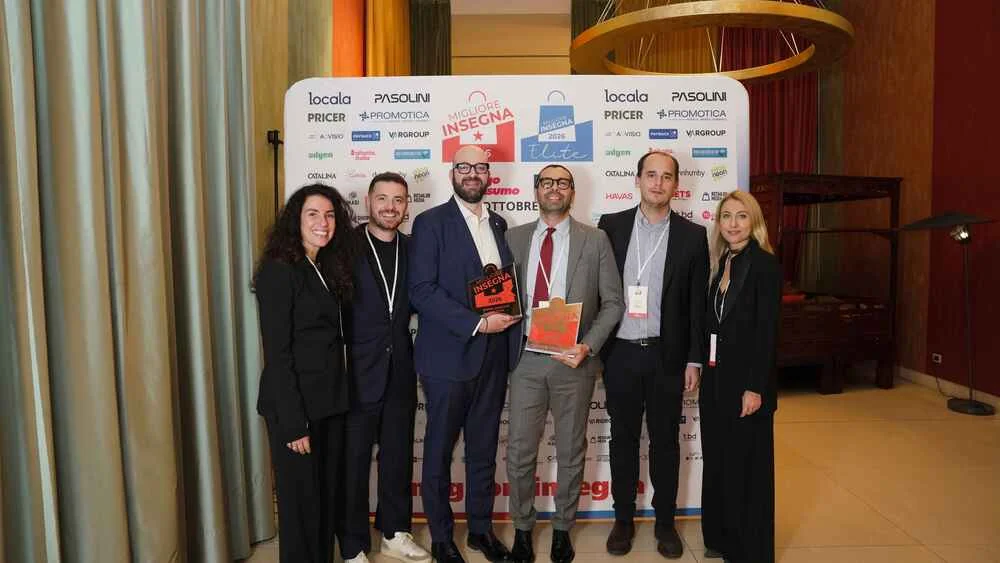Migliore Insegna 2026: Dr. Max Vince in due categorie