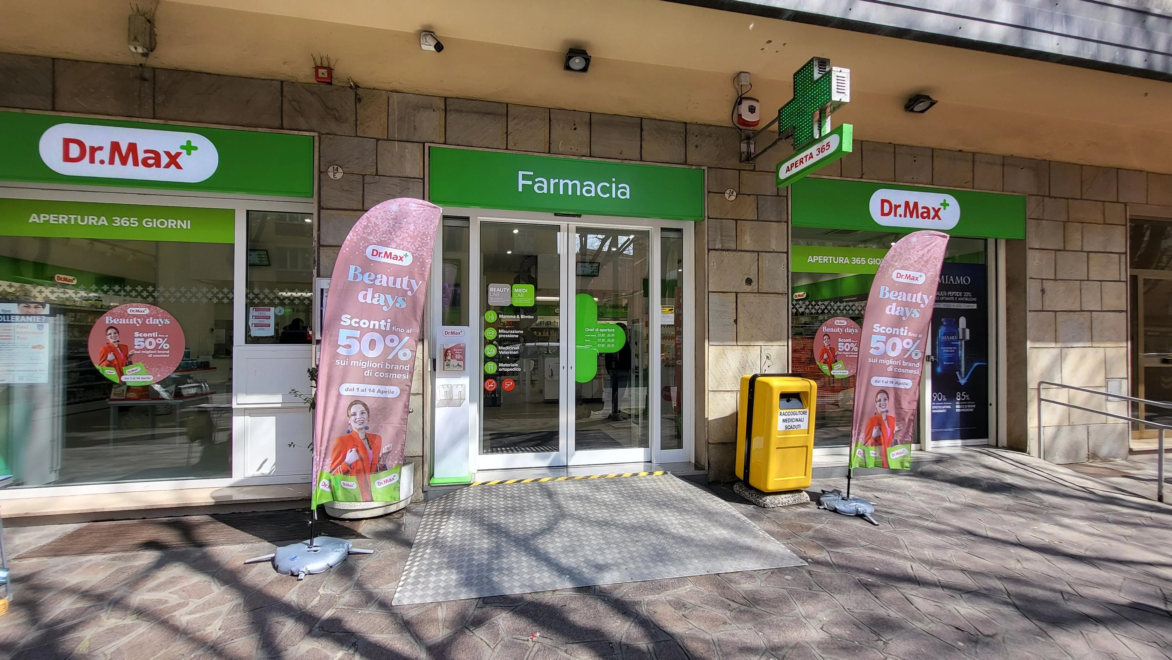 Farmacia Dr. Max Bologna Orti, Via degli Orti, 14