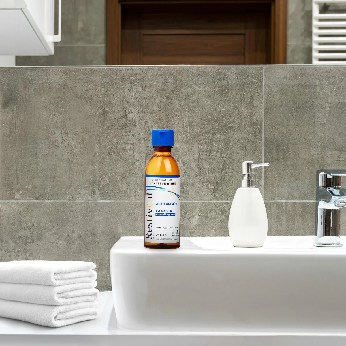 Restivoil OlioShampoo Complex 250 ml Trattamento Anti-Forfora