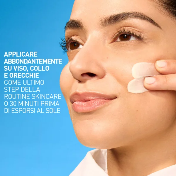 CeraVe Fluido Protettivo Solare Oil Control SPF50+ 50 ml Fluido Solare Invisibile per Pelli Grasse